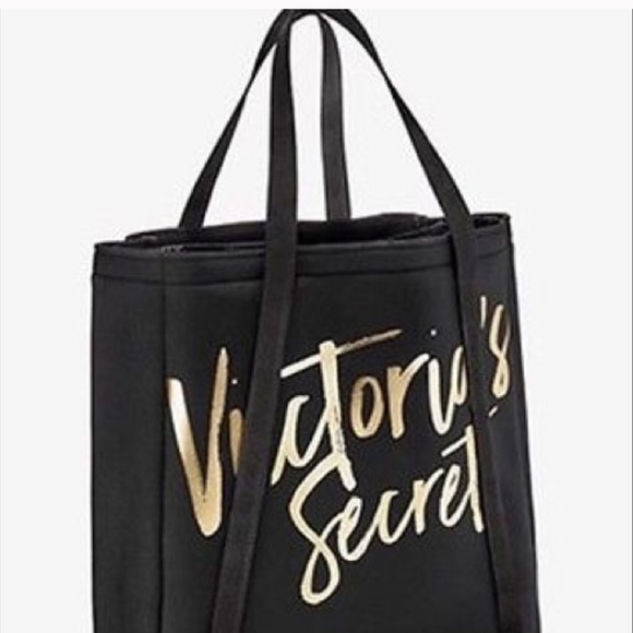 PINK Victoria's Secret Handbags - NWT Victoria Secret tote